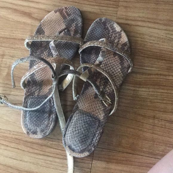 Stuart Weitzman Rock‎ along brick ombré python lether sandal - Picture 6 of 6